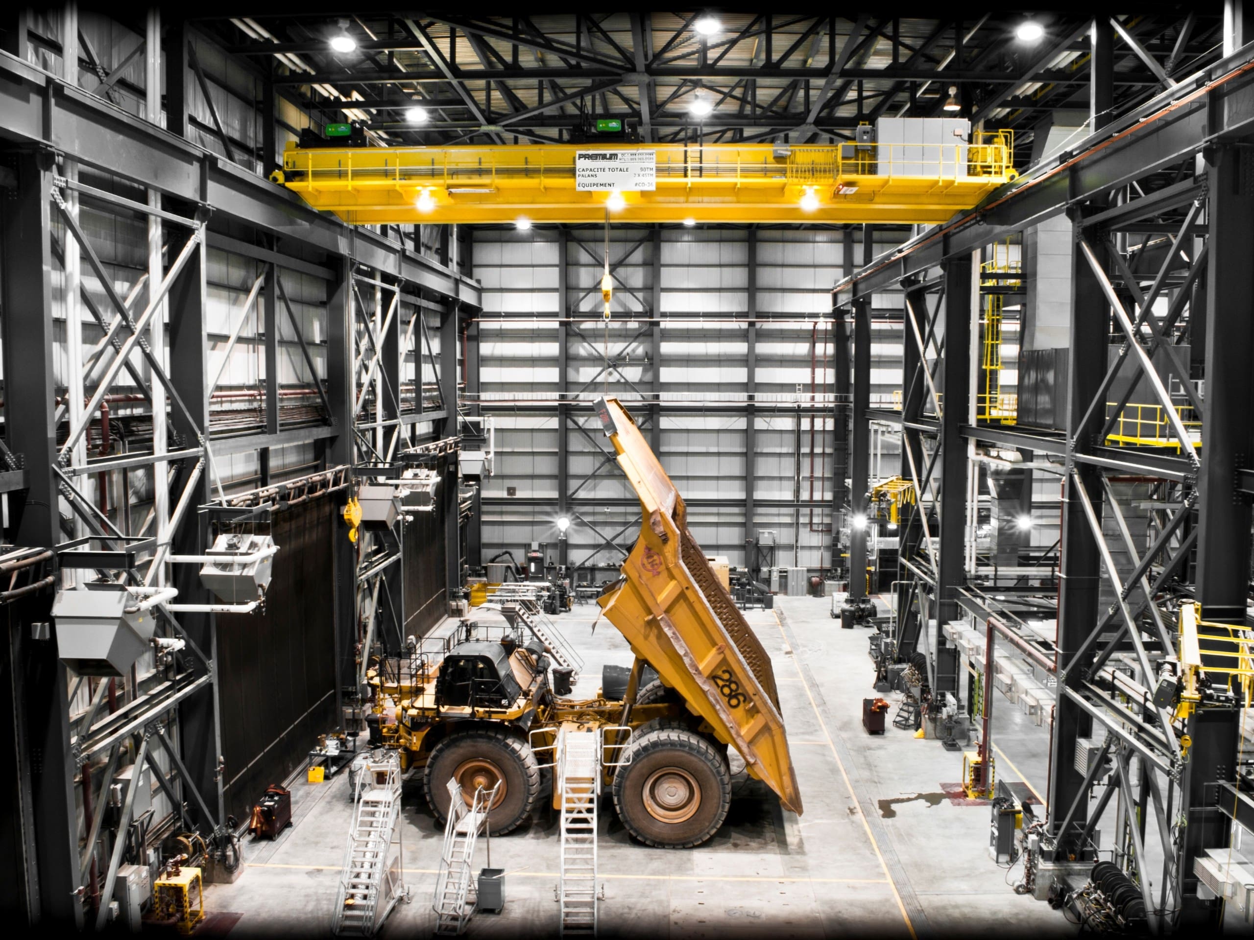 Conception d'un pont roulant dans une usine d'ingénierie